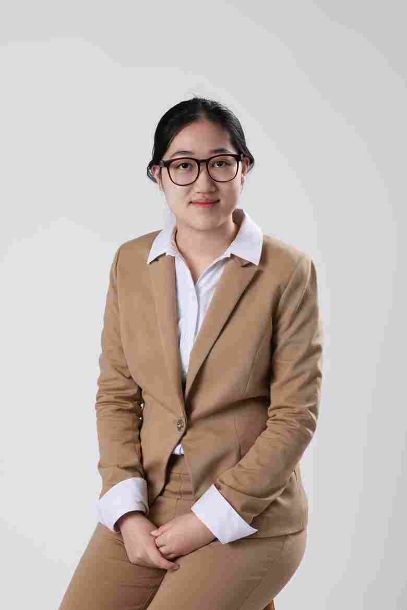 Vivian Hong